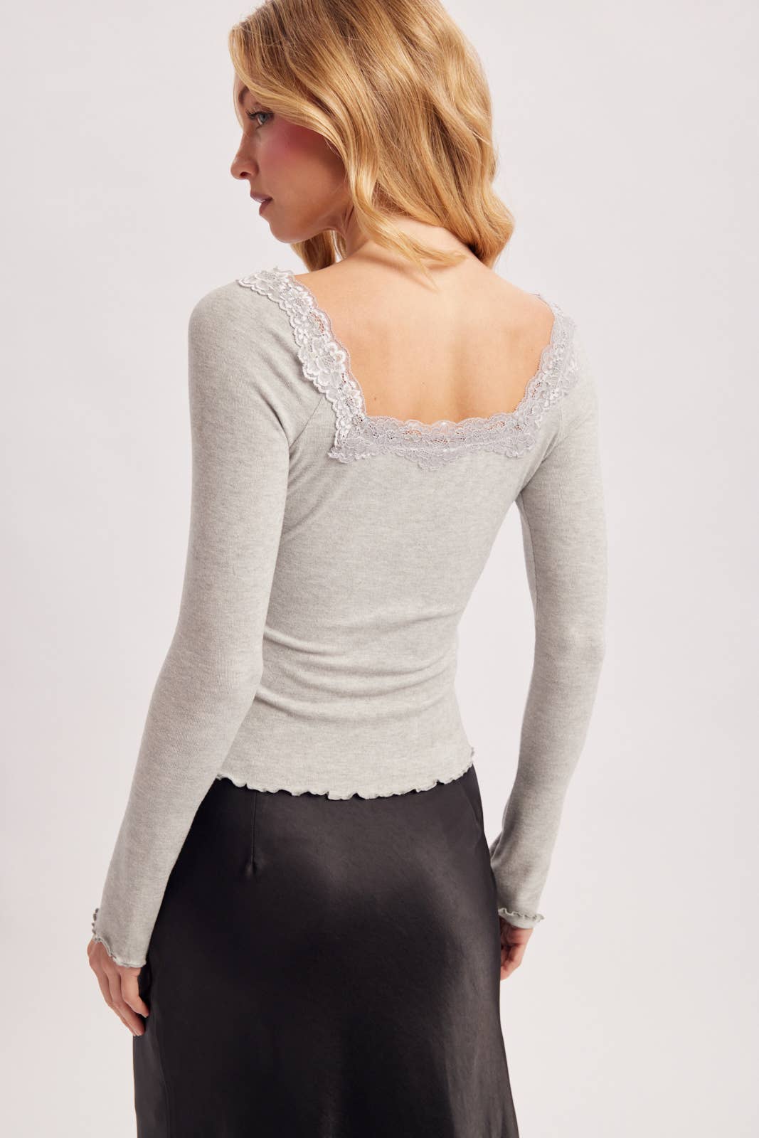 LACE TRIM SQUARE & BOAT NECK 2-WAY KNIT TOP