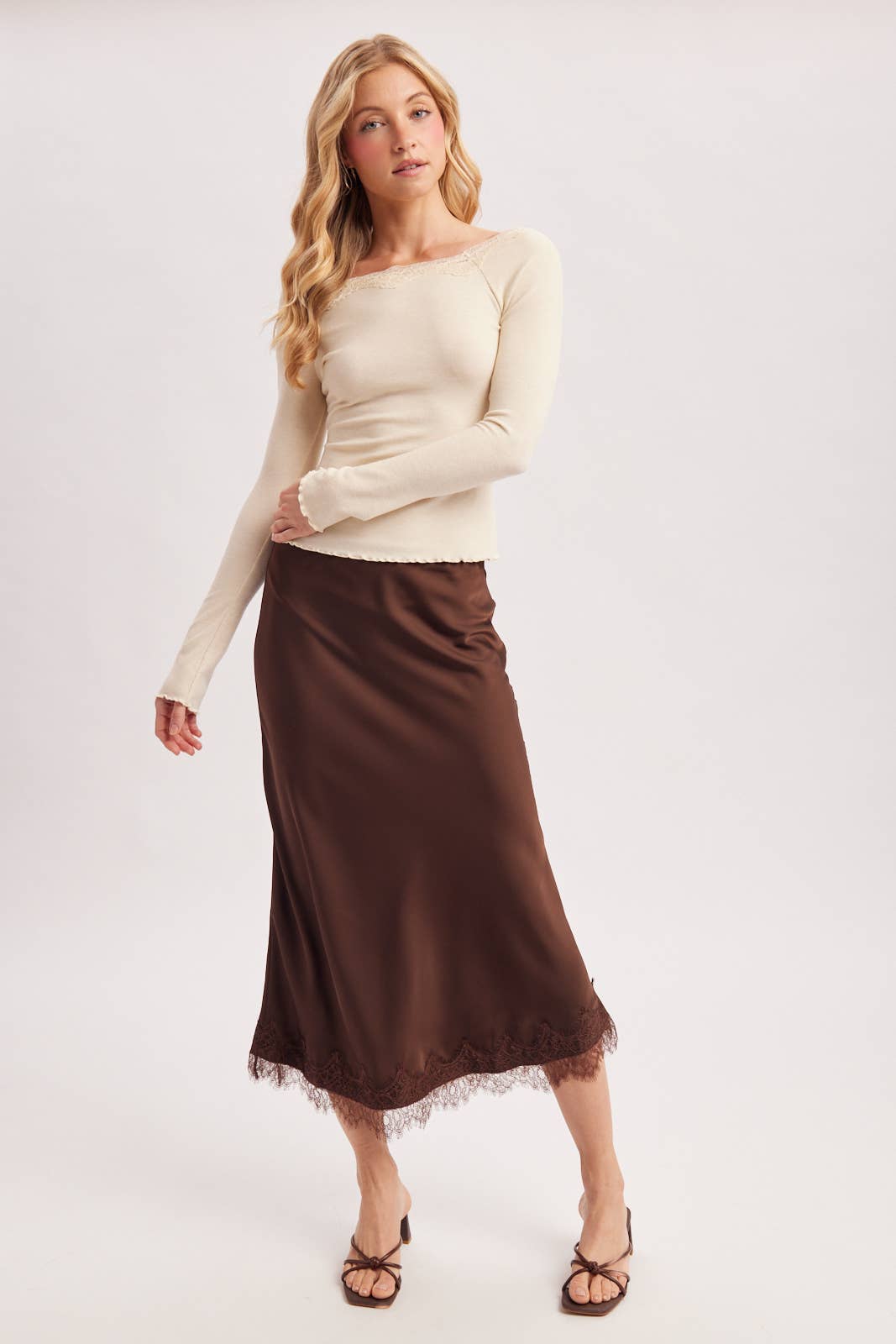 LACE TRIM SQUARE & BOAT NECK 2-WAY KNIT TOP