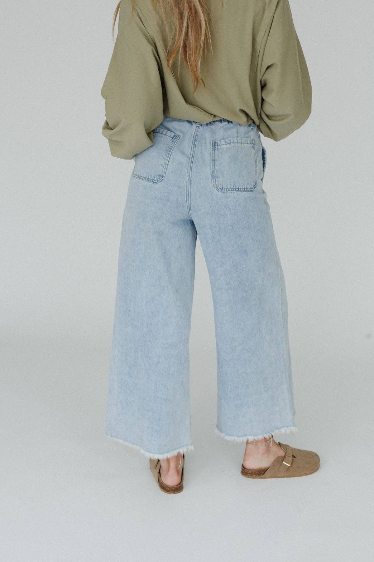 Simply You Wide Leg Jeans - Light Wash