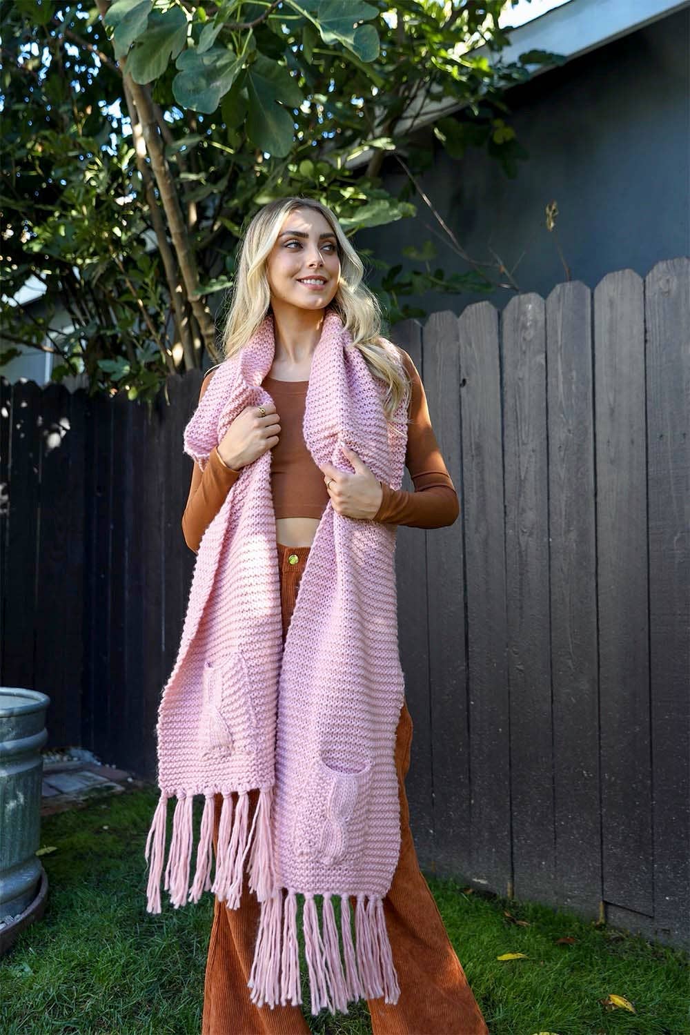 Oversized Two Pocket Tassel Scarf