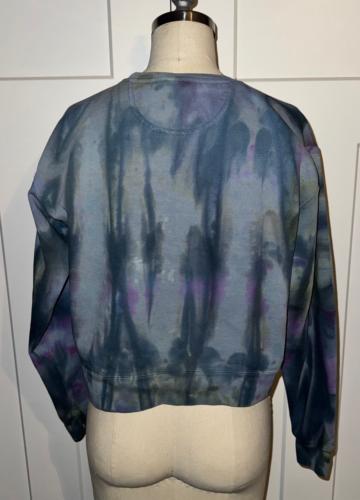 LillyPad Mid Length Sweatshirt