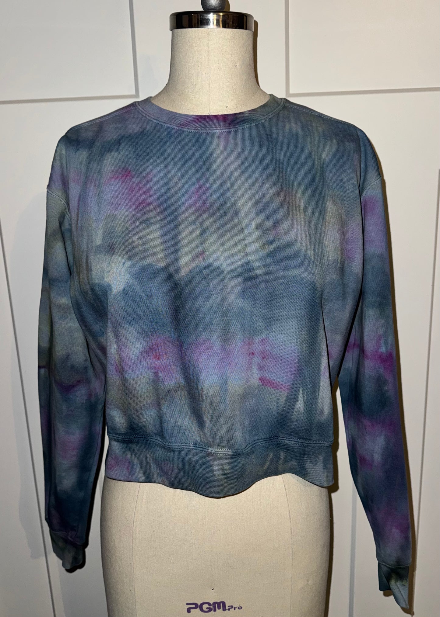 LillyPad Mid Length Sweatshirt