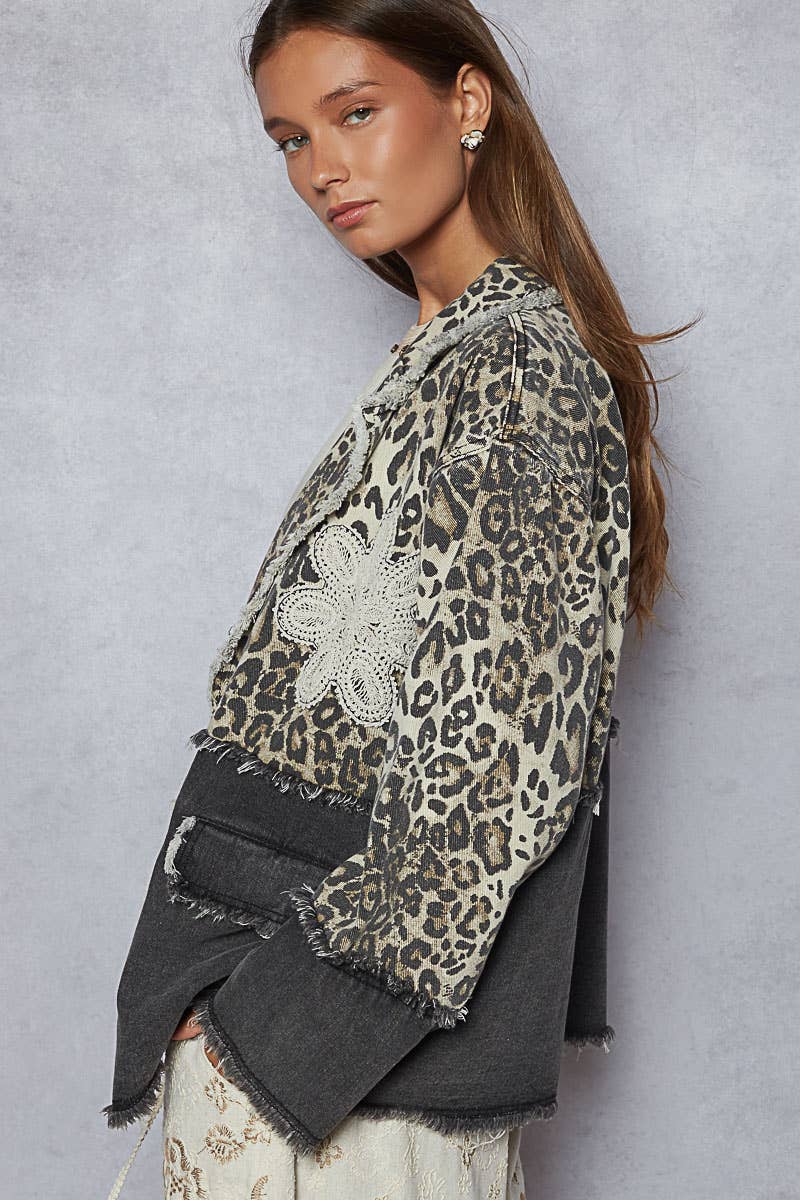 V-neck long sleeve crochet patch printed twill woven jacket