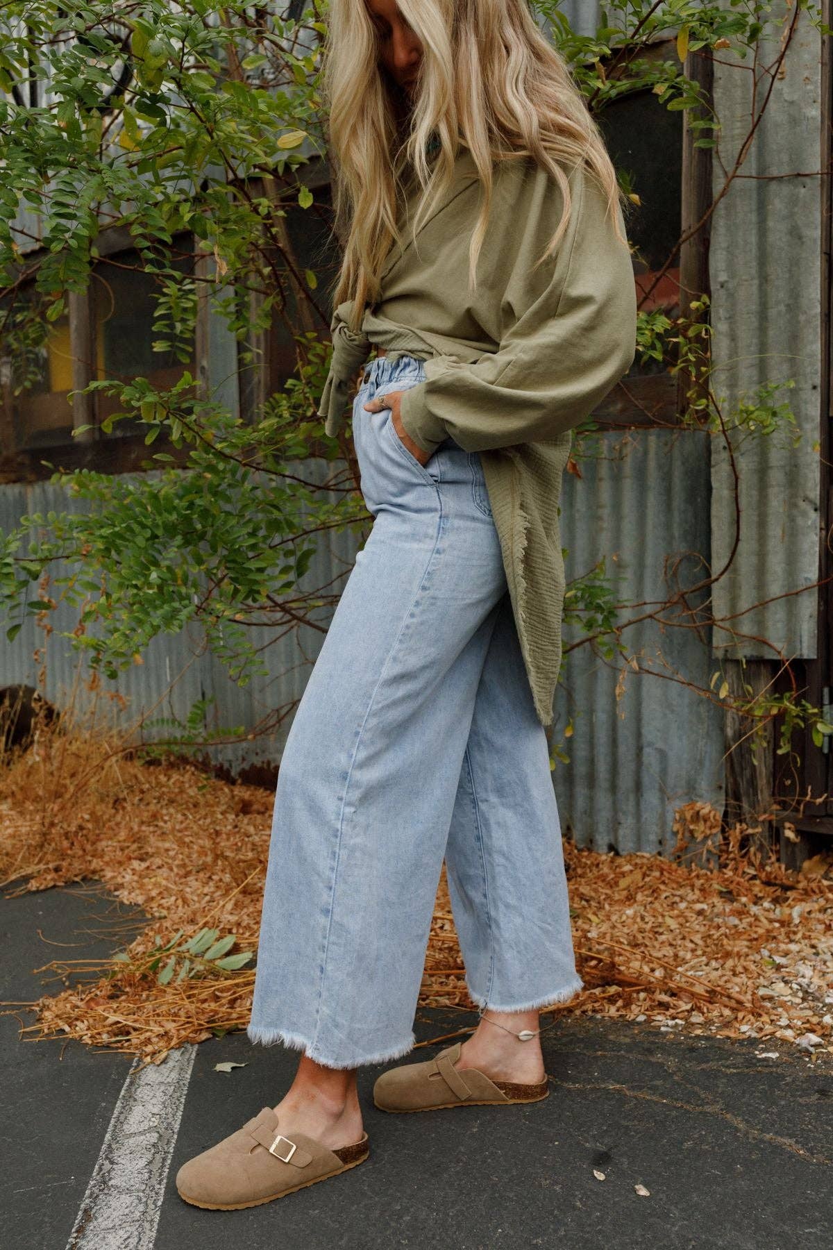 Simply You Wide Leg Jeans - Light Wash