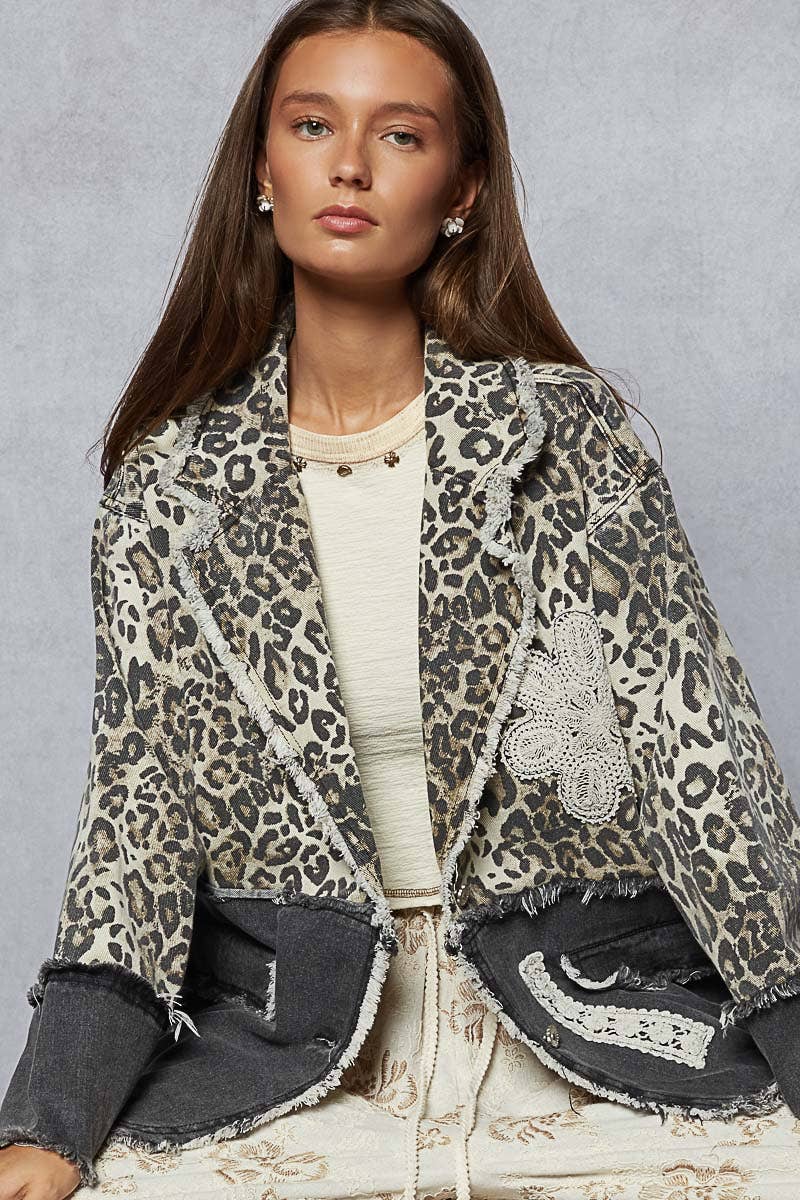 V-neck long sleeve crochet patch printed twill woven jacket